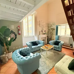 The Splendor Pantheon Area Apartment Rome